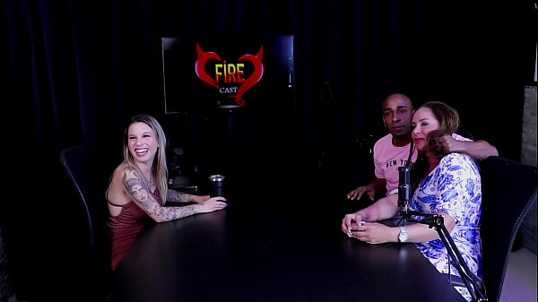 V&ecirc; profissionalismo no namorado a filha no momento n&atilde;o tem inten&ccedil;&atilde;o de entrar pro job negro top del&iacute;cia & francis simas watch sheer red 