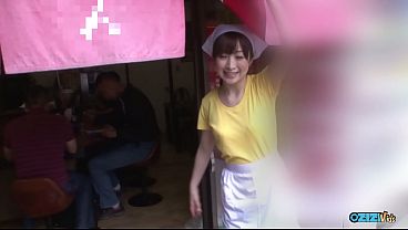 Nonton In This Bakery She Was Working Casually And Later Her Coworkers Cum On Her Face. thumbnail