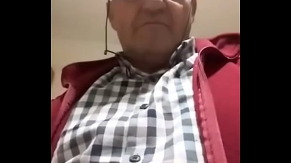 Play MP4 - Vovo tarado mostrando o pau