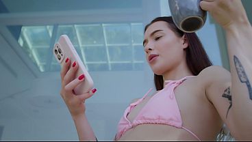 Nonton The 18-year-old Neighbor Got A Surprise Being Dominated Hard In A Threesome thumbnail