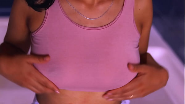 Con Una Voz Tierna Y Llena De Provocaci&oacute;n, Ella Le Susurr&oacute; Al O&iacute;do Su Deseo De Continuar Hasta Que &eacute;l Experimentara Un Placer Inigualable. thumbnail