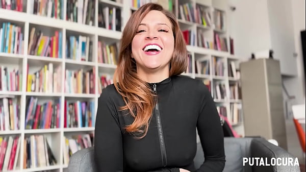 PutaLocura_La madurita culona Zara_Montoya_se folla a Torbe después de una charla_caliente