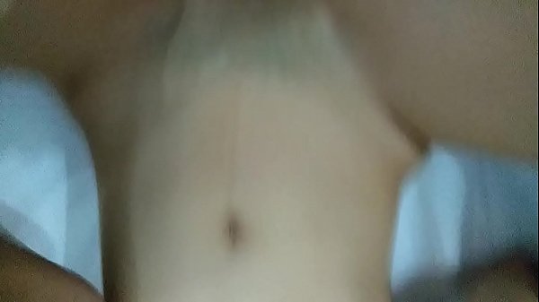 Thut gau trong_nha nghi