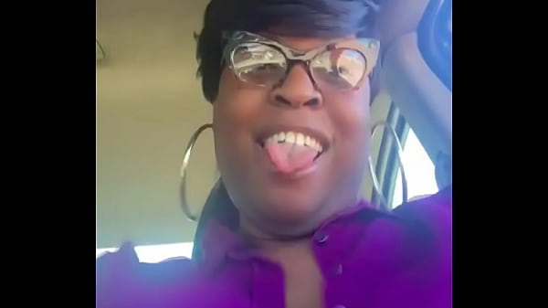 #ebonytitties #nobra #bigblacktitties #ebonybbw #transtitties #paypig #scbbc#864dl #gvillefreak #greenvilledl #864freak # 