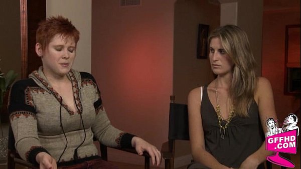 Sensual lesbains 0911