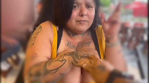 Play MP4 - Controlei o brinquedo da BBW no bar - FireGreen2