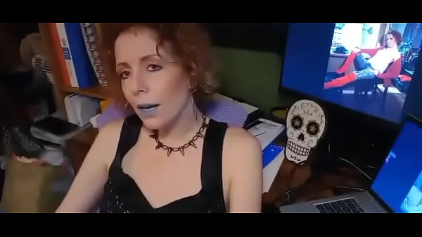 Roxanneand Xander ComeWatch