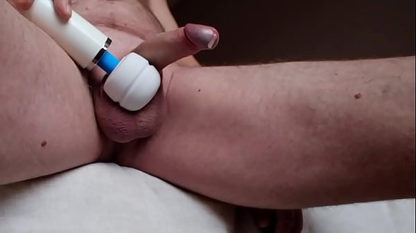 Massiv cum with magic wand