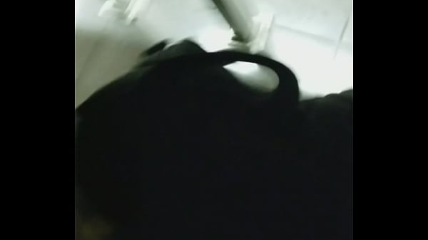 Espiado en el ba&ntilde_o del centro de lima 1