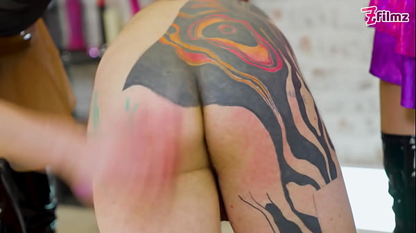 Nonton 2 Dominas First Time Slave Boot Licking, Spanking, And Strapon Fuck Face thumbnail