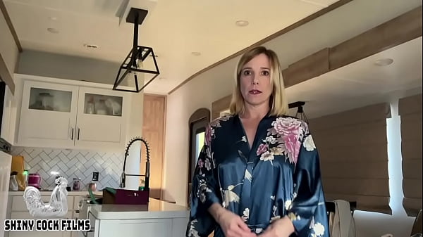 Play MP4 - How My Stepsister Saved Christmas - Jane Cane&comma; Shiny Cock Films