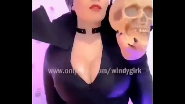 Windygirk 2 peliroja totalmente funada