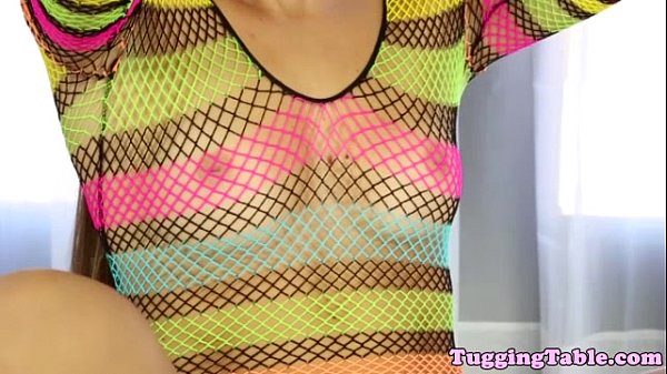 Cocksucking brunette_pleasingcock