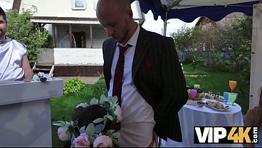 Vip4k happy marriage is the bride's big natural tits 