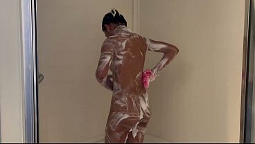 18-years-old Teen In Shower Hidden Cam Voyeur thumbnail