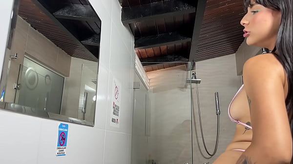 Play MP4 - Me trago la leche antes de ba&ntilde;arme para ir a mi Trabajo