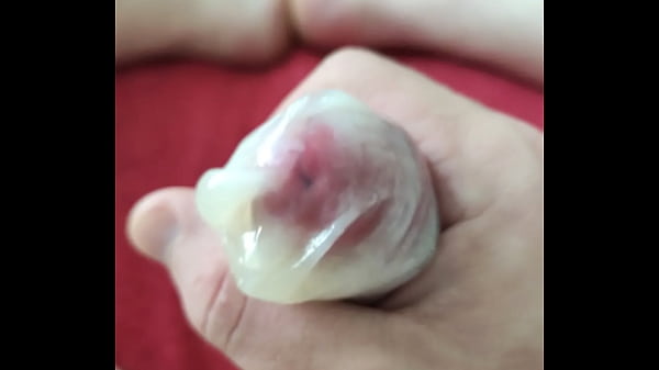 Play MP4 - Cumming inside condom