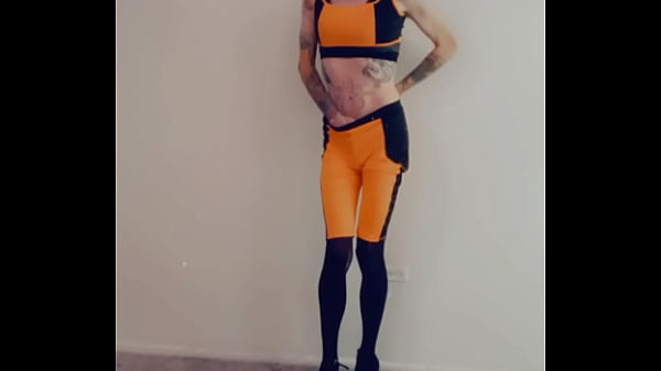 Hot Gym Bunny Makes Cocks Hard thumbnail