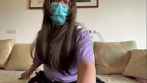 才是捏了一下，精液就喷出来了 