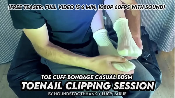 Nonton Toe Cuff Bondage Casual Bdsm Toenail Clipping Session thumbnail
