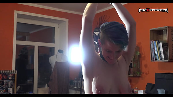 Clip 105jo-a Schackled And Whipped - Part 1/2 thumbnail