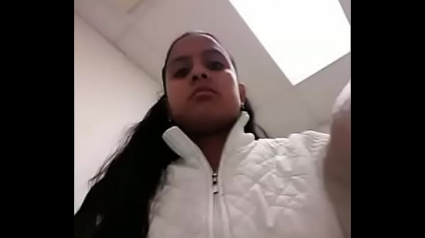 Nonton Hairy Pussay thumbnail