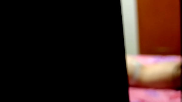 Play MP4 - Miren lo que hace cuando nadie la ve &lpar;1&rpar;