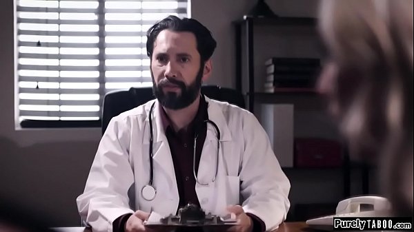 Doctor offers to_impregnate bustyclient
