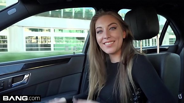 Play MP4 - Jessie Wylde shows off her BJ skills in a public