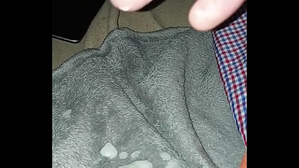 Zohorny123 busting a nut