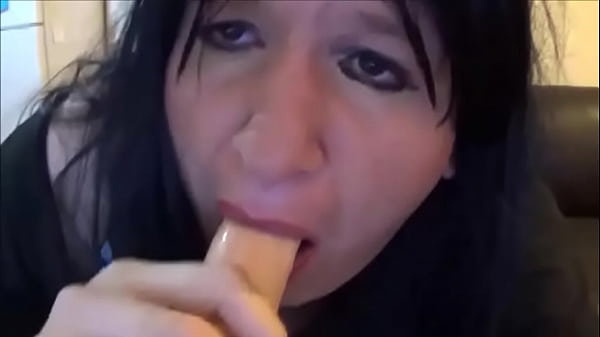 Usando mi hermoso Dildo video thumbnail