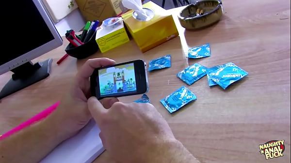 Nonton Throughout This Intense Pounding, The Voluptuous Woman Maintained A Grin On Her Attractive Countenance thumbnail