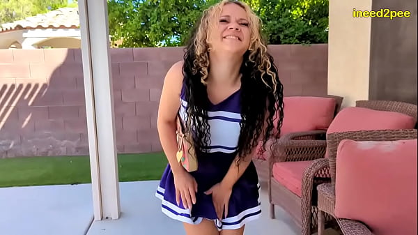 Play MP4 - real female pee desperation and wetting her panties jeans pants