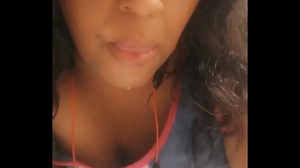 Nonton Ebony Self Vomit thumbnail