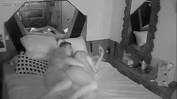 A fazenda !!! Paty ataca peão após_a festa_e oferece seu rabinho