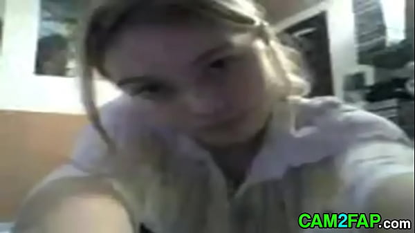 Nonton Edinburgh Teen Strips Webcam thumbnail