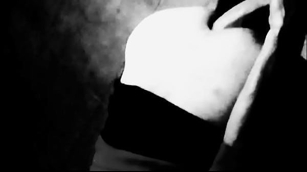 Play MP4 - scary dildo 15 inches