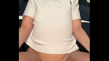 Play MP4 - Une belle asiatique de 18 ans se fait bais&eacute; par une grosse bite blanche et re&ccedil;oit du sperme sur son visage