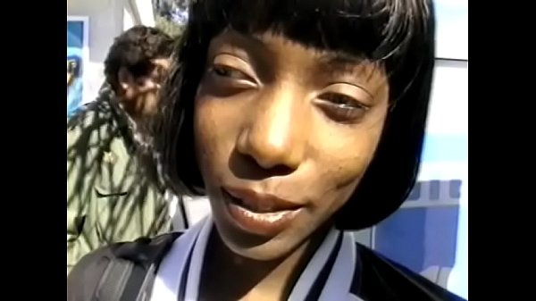 Play MP4 - Dark skin slut with natural tits sucks black hunk's tool on the bus