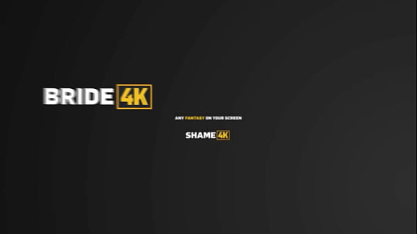 Play MP4 - DADDY4K&period; Skinny redhead is cheating on her BF with a blind dude without regrets