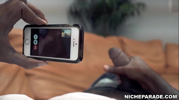 NICHE PARADE - Black Girlfriend Bunny Lane Surprises_Me With Handjob