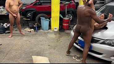 Suruba Na Oficina De Carros thumbnail
