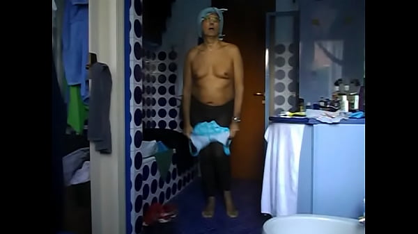 DSCN3591.AVI me in black stockings, after striptease 