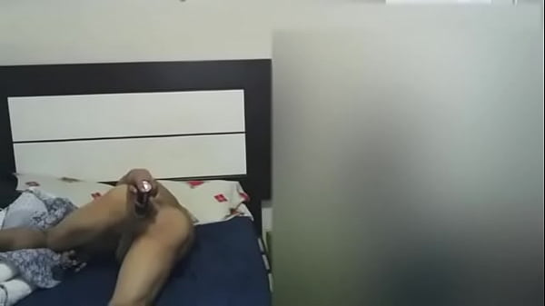 Consolandome rico y preparando mi culito para una faena