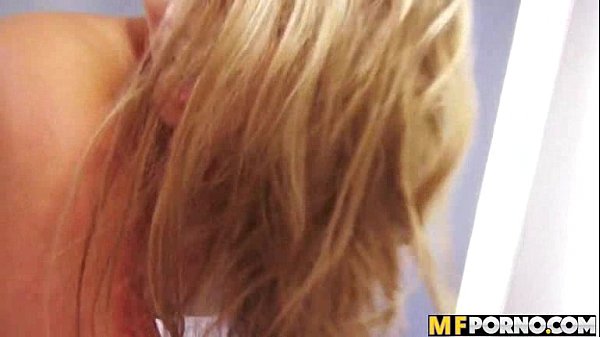 Gorgeous amateru blonde teenMelissaMay 1 5