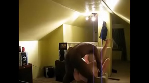 Play MP4 - Black Bull and a BBW Milf