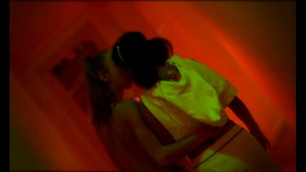 PlaceboProtège Moi porn version