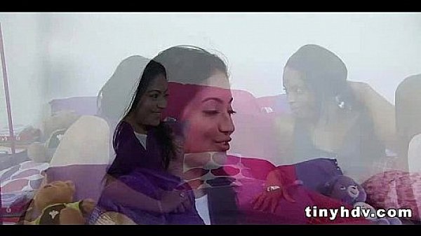 Juicy teen babe pussy and andrea 71 