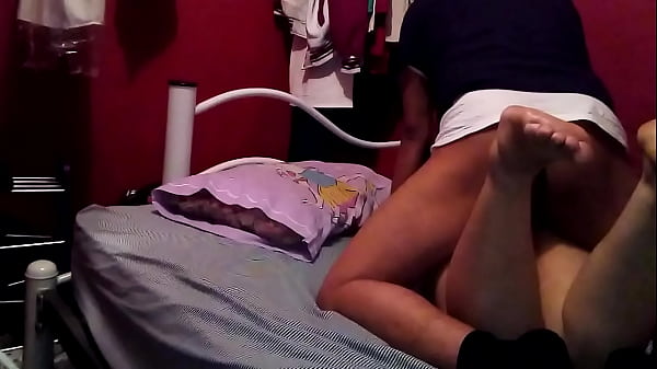 Play MP4 - Me la volvi a coger a escondidas de su familia deliciosa gordibuena&period;