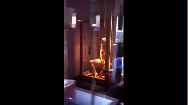 Siswet watch me live there